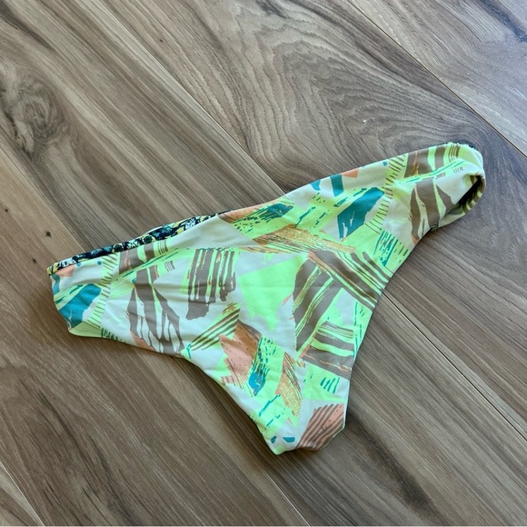 Maaji Reversible Bikini Bottom - Picture 6 of 6